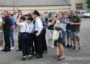 Huk wystrzałów i żywa historia w Benicach. „Wehikuł Czasu” znów przyciągnął tłumy