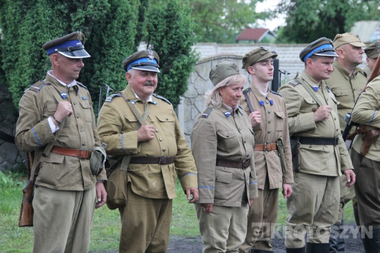 Huk wystrzałów i żywa historia w Benicach. „Wehikuł Czasu” znów przyciągnął tłumy