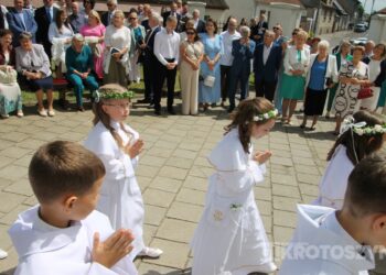 I Komunia Święta w parafii pw. św. Jana Chrzciciela w Zdunach