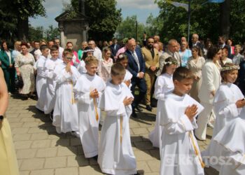 I Komunia Święta w parafii pw. św. Jana Chrzciciela w Zdunach