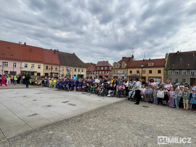 Rekordowe „Kroki do Godności” na ulicach Milicza