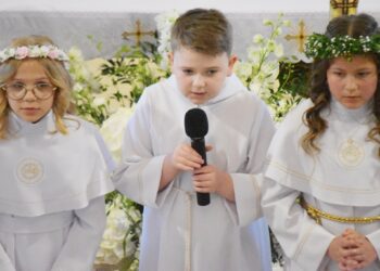 Pierwsza Komunia Święta w parafii św. Andrzeja Boboli