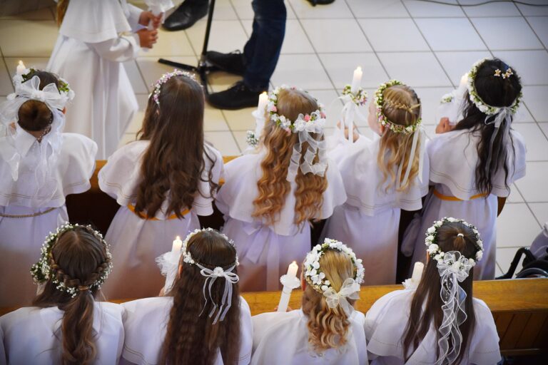 Pierwsza Komunia Święta w parafii św. Andrzeja Boboli