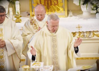 Pierwsza Komunia Święta w parafii św. Andrzeja Boboli