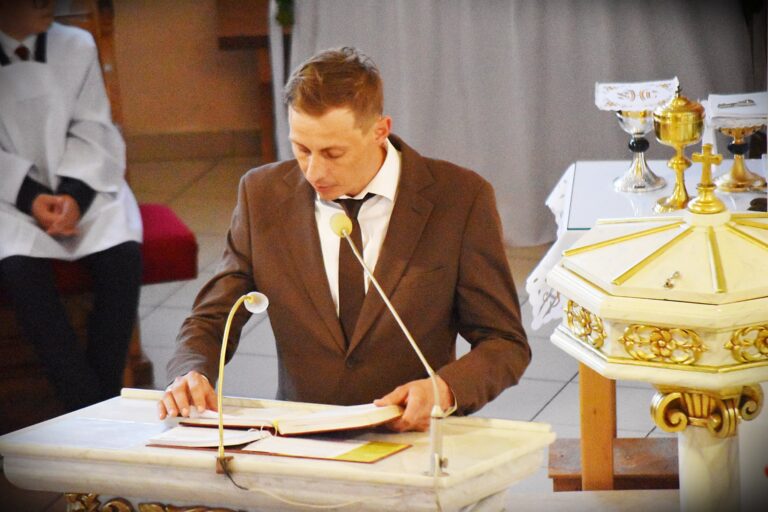 Pierwsza Komunia Święta w parafii św. Andrzeja Boboli