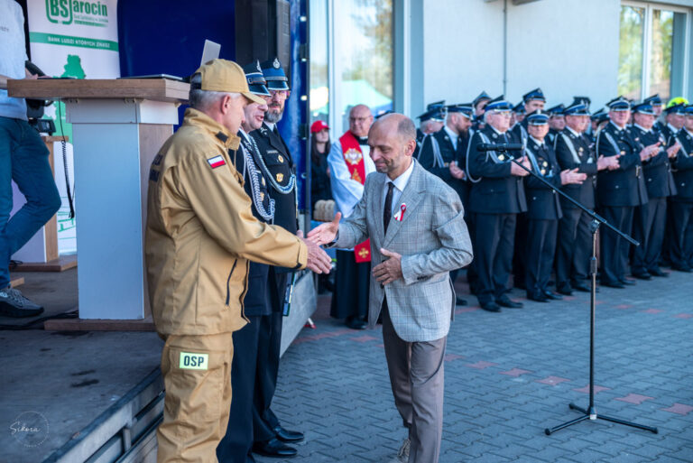 Strażackie święto i nowy wóz dla OSP Mokronos