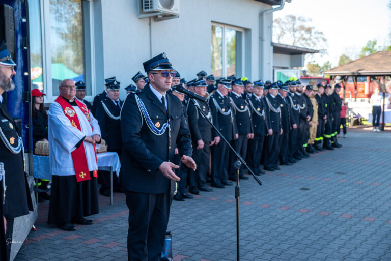 Strażackie święto i nowy wóz dla OSP Mokronos