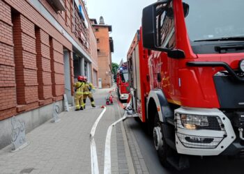 Ewakuacja w Galerii Krotoszyńskiej! Na miejscu pojawiły się zastępy straży pożarnej