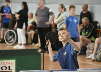 Tenis stołowy połączył pokolenia. Rekordowa frekwencja na mistrzostwach w Rozdrażewie