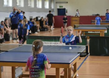 Tenis stołowy połączył pokolenia. Rekordowa frekwencja na mistrzostwach w Rozdrażewie