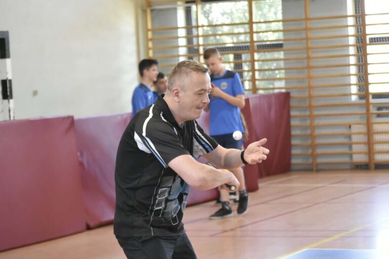 Tenis stołowy połączył pokolenia. Rekordowa frekwencja na mistrzostwach w Rozdrażewie