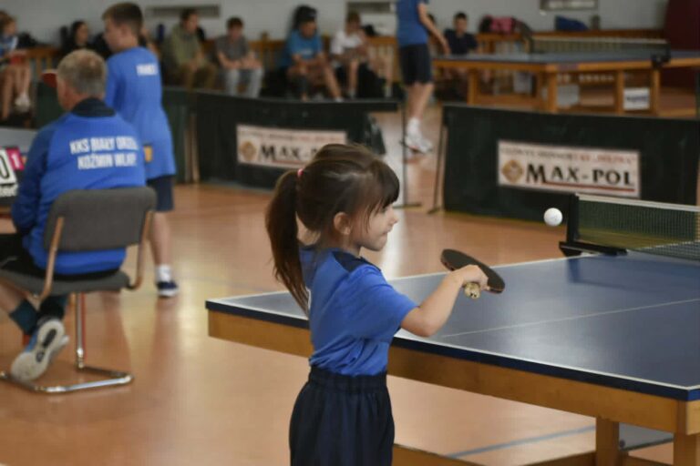 Tenis stołowy połączył pokolenia. Rekordowa frekwencja na mistrzostwach w Rozdrażewie