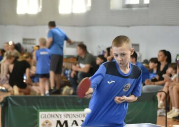 Tenis stołowy połączył pokolenia. Rekordowa frekwencja na mistrzostwach w Rozdrażewie