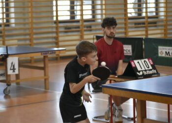 Tenis stołowy połączył pokolenia. Rekordowa frekwencja na mistrzostwach w Rozdrażewie
