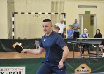 Tenis stołowy połączył pokolenia. Rekordowa frekwencja na mistrzostwach w Rozdrażewie