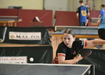 Tenis stołowy połączył pokolenia. Rekordowa frekwencja na mistrzostwach w Rozdrażewie