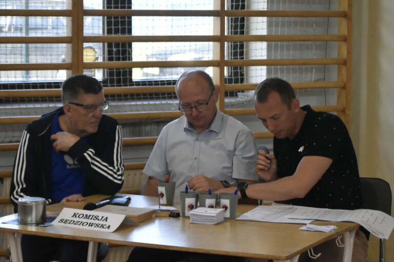 Tenis stołowy połączył pokolenia. Rekordowa frekwencja na mistrzostwach w Rozdrażewie