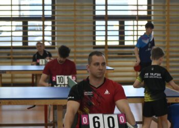 Tenis stołowy połączył pokolenia. Rekordowa frekwencja na mistrzostwach w Rozdrażewie