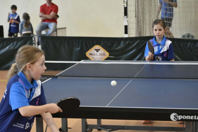Tenis stołowy połączył pokolenia. Rekordowa frekwencja na mistrzostwach w Rozdrażewie
