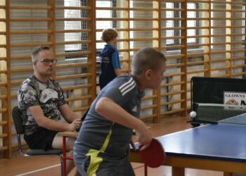 Tenis stołowy połączył pokolenia. Rekordowa frekwencja na mistrzostwach w Rozdrażewie