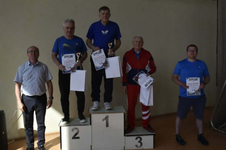 Tenis stołowy połączył pokolenia. Rekordowa frekwencja na mistrzostwach w Rozdrażewie