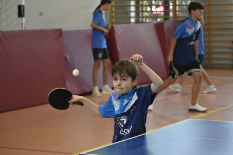 Tenis stołowy połączył pokolenia. Rekordowa frekwencja na mistrzostwach w Rozdrażewie
