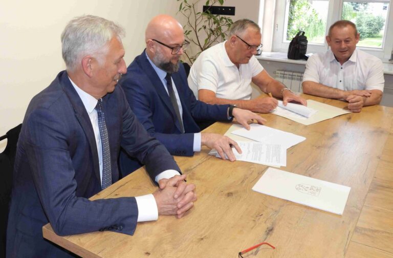 Prawie milion złotych na remont ważnej ulicy w Krotoszynie. Umowa już podpisana