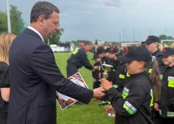 Rekordowa frekwencja w Zdunach. 39 drużyn stanęło do sportowo-pożarniczej rywalizacji