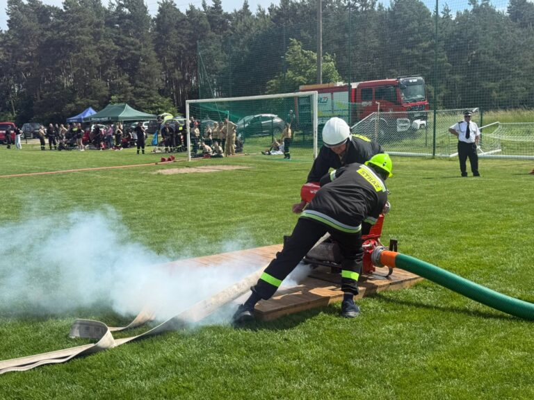 Rekordowa frekwencja w Zdunach. 39 drużyn stanęło do sportowo-pożarniczej rywalizacji