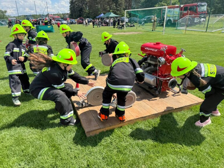 Rekordowa frekwencja w Zdunach. 39 drużyn stanęło do sportowo-pożarniczej rywalizacji