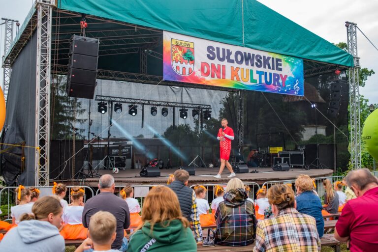 Sułów świętował przy muzyce, tańcu i dobrej zabawie