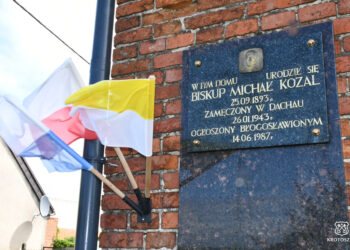 Krotoszyn uczcił bł. bp. Michała Kozala. Msza i kwiaty w rocznicę urodzin Patrona Miasta