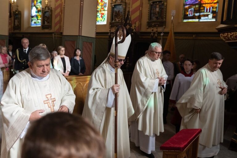 Jubileusz w Kobiernie. 10 lat od nadania szkole imienia bł. bp. Michała Kozala