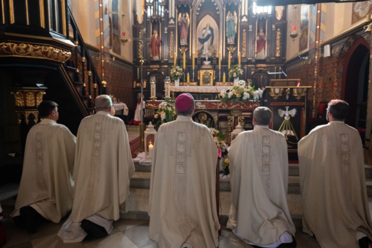 Jubileusz w Kobiernie. 10 lat od nadania szkole imienia bł. bp. Michała Kozala
