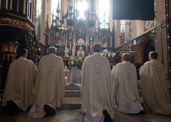 Jubileusz w Kobiernie. 10 lat od nadania szkole imienia bł. bp. Michała Kozala