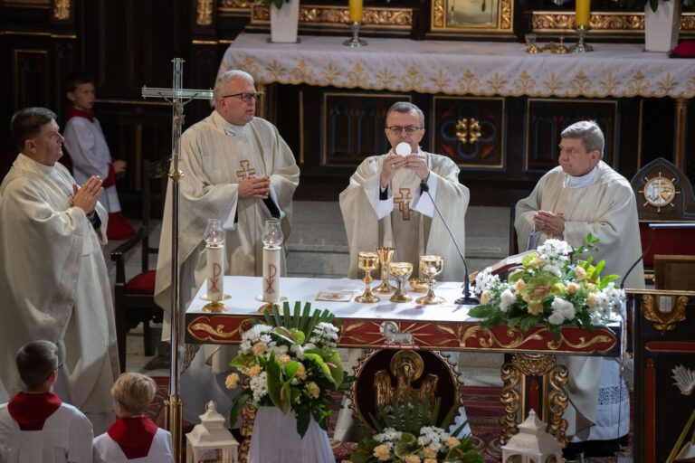 Jubileusz w Kobiernie. 10 lat od nadania szkole imienia bł. bp. Michała Kozala