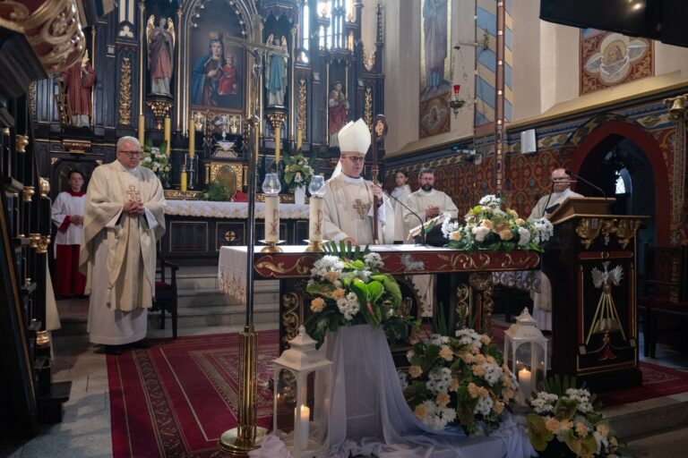 Jubileusz w Kobiernie. 10 lat od nadania szkole imienia bł. bp. Michała Kozala