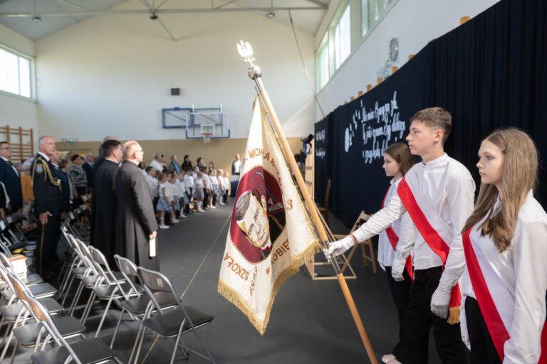 Jubileusz w Kobiernie. 10 lat od nadania szkole imienia bł. bp. Michała Kozala
