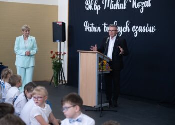 Jubileusz w Kobiernie. 10 lat od nadania szkole imienia bł. bp. Michała Kozala