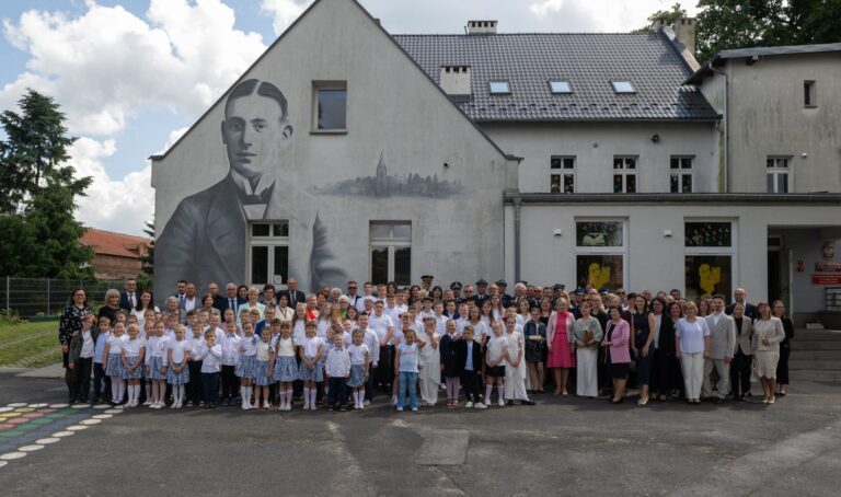 Jubileusz w Kobiernie. 10 lat od nadania szkole imienia bł. bp. Michała Kozala