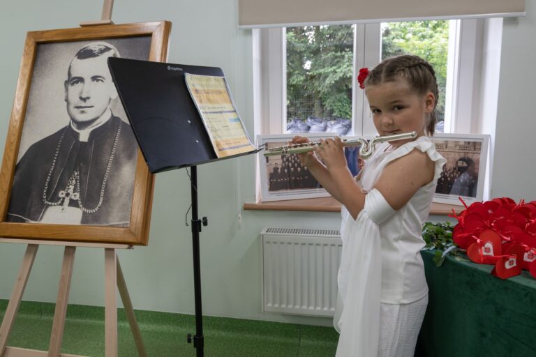 Jubileusz w Kobiernie. 10 lat od nadania szkole imienia bł. bp. Michała Kozala