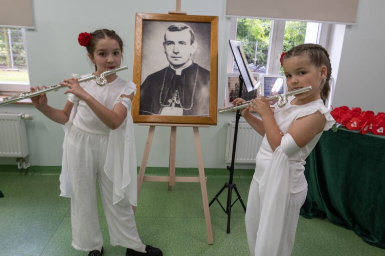 Jubileusz w Kobiernie. 10 lat od nadania szkole imienia bł. bp. Michała Kozala