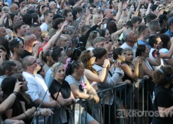 Piękni i Młodzi porwali tłumy. Sobotni wieczór był kulminacją Dni Koźmina Wielkopolskiego