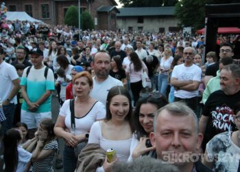 Piękni i Młodzi porwali tłumy. Sobotni wieczór był kulminacją Dni Koźmina Wielkopolskiego