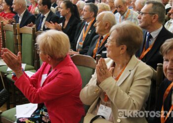 Pokolenia Kołłątajowców znów razem. I LO świętowało 190-lecie istnienia
