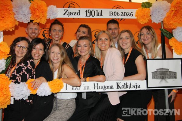 Pokolenia Kołłątajowców znów razem. I LO świętowało 190-lecie istnienia Pokolenia Kołłątajowców znów razem. I LO świętowało 190-lecie istnienia