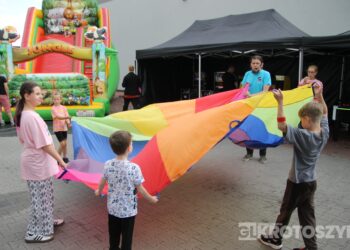 Pięć lat razem z mieszkańcami. Jubileuszowy festyn Intermarché i Bricomarché pełen atrakcji