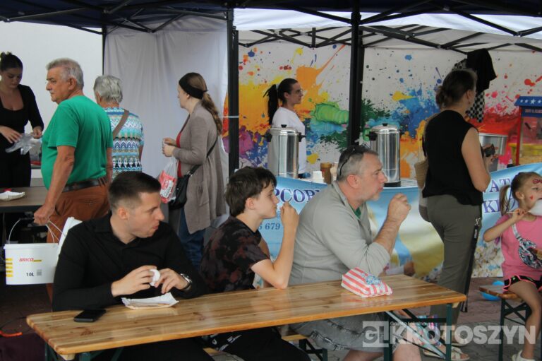 Pięć lat razem z mieszkańcami. Jubileuszowy festyn Intermarché i Bricomarché pełen atrakcji