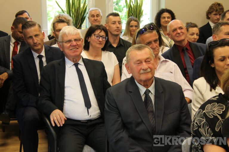 Oficjalne zaprzysiężenie podczas nadzwyczajnej sesji. Piotr Osuch nowym burmistrzem Koźmina Wielkopolskiego