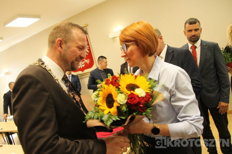 Oficjalne zaprzysiężenie podczas nadzwyczajnej sesji. Piotr Osuch nowym burmistrzem Koźmina Wielkopolskiego